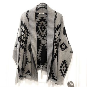 Cozy Gray Jacket with Black pattern